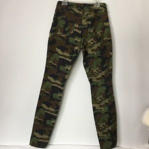 WILLIAM RAST, Timberlake,  Girls Camo Jeans.  Sz.  13.  NEW wot, Never Worn.